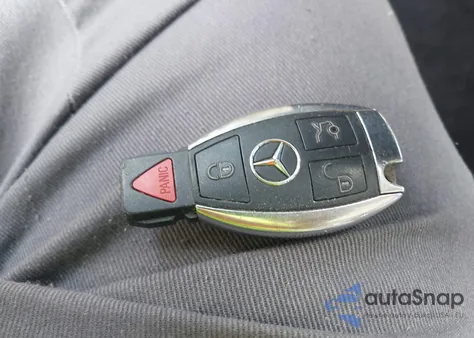 2016 Mercedes-Benz C 300 4Matic from USA, damaged, VIN 55SWF4KB7GU178111